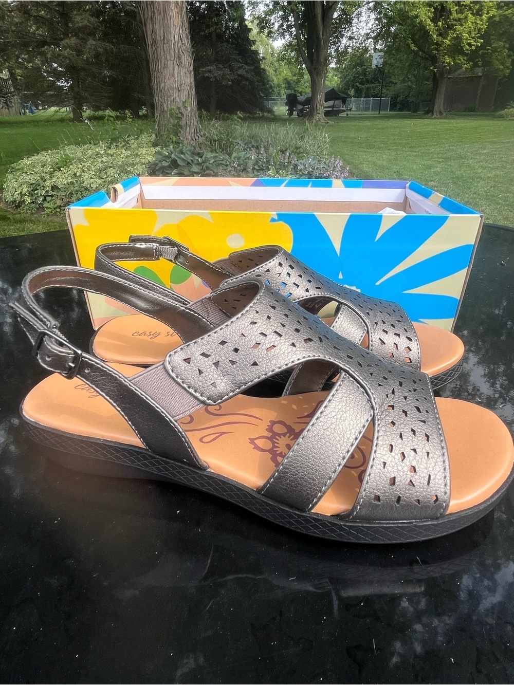 Easy Street Bolt Pewter Laser-Cut
Slingback Sandal size 8